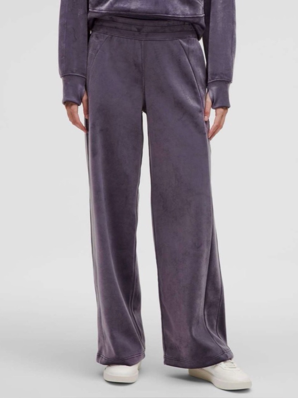 Lululemon Scuba Mid-Rise Wide-Leg Pant *Velvet in Nightfall